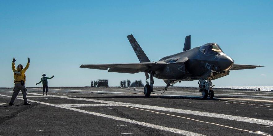 thef35's tweet image. Catch the latest videos from the first @USNavy F-35C landing on @NimitzNews: bit.ly/1ursG6h #F35 #AvGeek