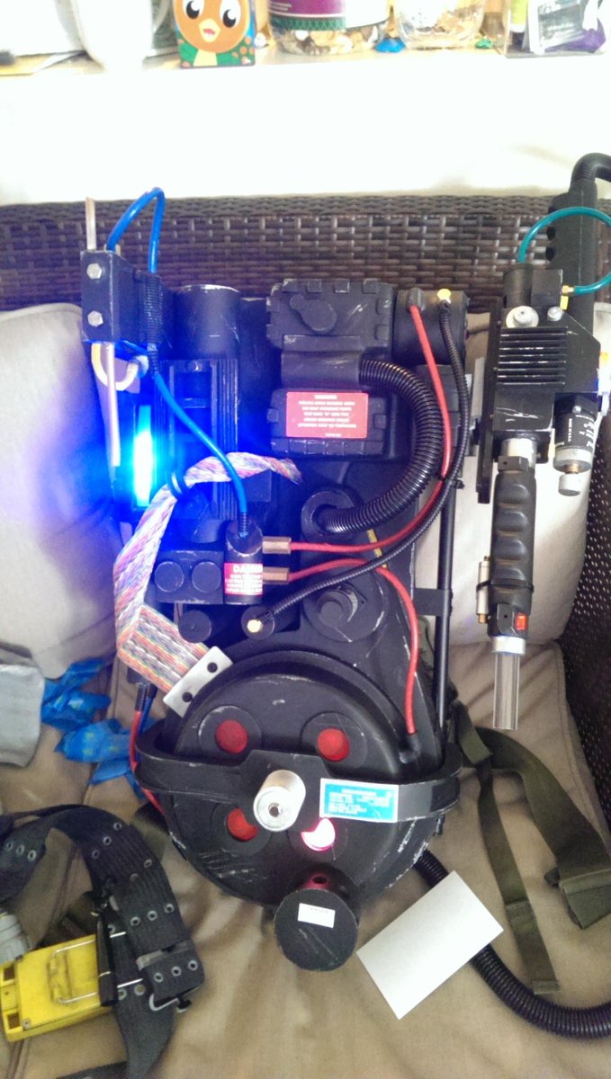 coreydrakegames's tweet image. I built a proton pack for halloween. Bought a fiberglass shell and a gun kit but much of the rest I 3d printed.