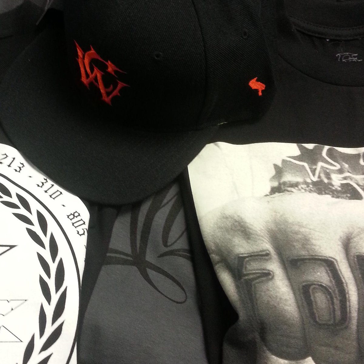 CaliWideApparel's tweet photo. The best gift bag available at http://t.co/dz4rtWAJmQ get it today! http://t.co/rHHPwl5R0q