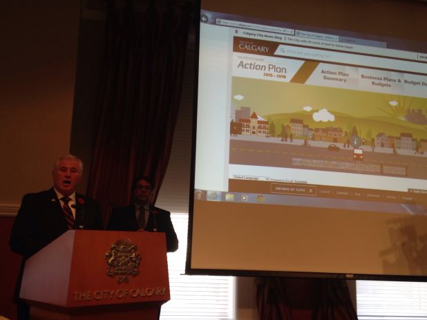 cityofcalgary's tweet photo. Ward4ward1 says #yyccc will focus on record growth & the implications it has on essential services #yycactionplan http://t.co/lMYYd0jpbH