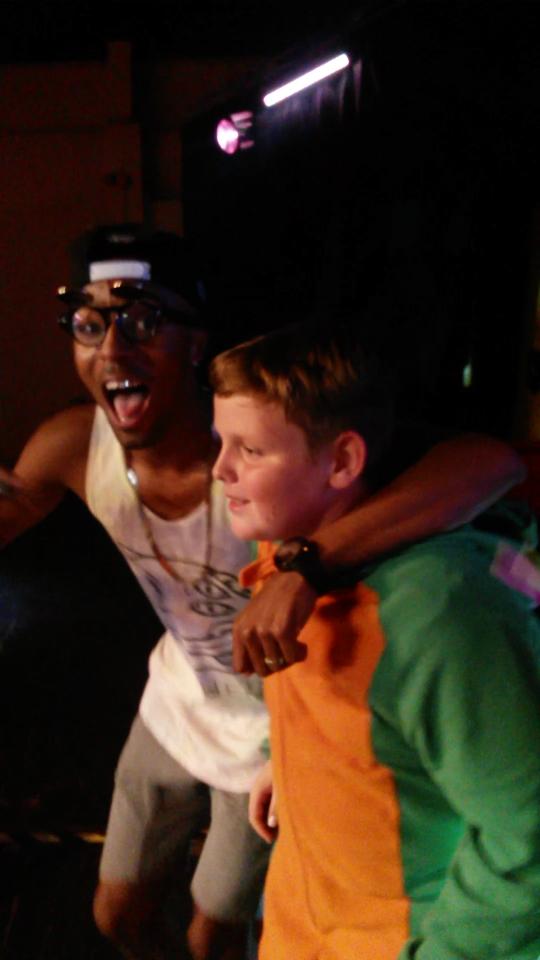 JeniAnna_x's tweet image. @mk1official #AskSim #TeamMK1 Sam said do you remember him??