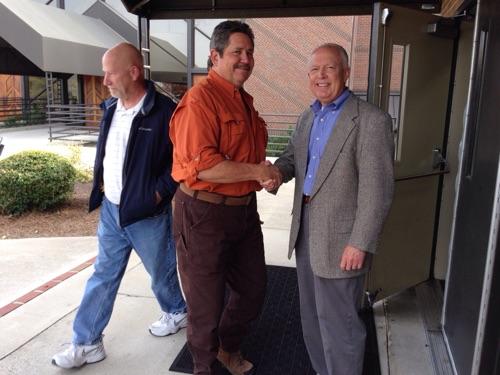 KellyHPayne's tweet image. @ComptrollerSC w/ ardent supporter at Saxe Gotha Presbyterian Church #LexCo #sctweets