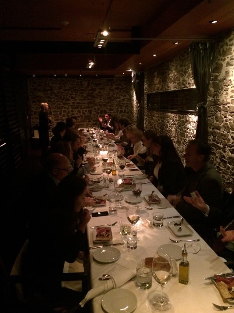 lawrencekmak's tweet photo. Kicking off our #socialmarketing Roundtable with #toronto's finest marketers! #AdobeSocial #AdobeLife http://t.co/lQ3eyKFhwi