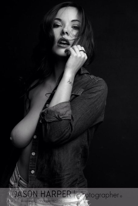 Blue Jean Baby shot by @jasontharper http://t.co/rV2w53buCX<a class="tags" target="_blank" title="On Twitter" href="/?out=eyJ0eXAiOiJKV1QiLCJhbGciOiJIUzUxMiJ9.eyJpYXQiOjE3MjE3MzU3NzksImlzcyI6InR3cG9ybnN0YXJzLmNvbSIsIm5iZiI6MTcyMTczNTc3OSwiZXhwIjoxNzUzMjcxNzc5LCJyZWRpcmVjdF91cmwiOiJodHRwczovL3R3aXR0ZXIuY29tL2phc29udGhhcnBlciJ9.ys76nwl487Ne7qj9pI95vZx8JCmi7OfQkl0zJwO7S1c2iQ9zY_8kk8dOU-BKpjMcecDpvQUKE2I_uBO6z3sbxQ">@jasontharper</a><a href="/tag/cgoy2014"class="tags"><span>#cgoy2014</span></a>