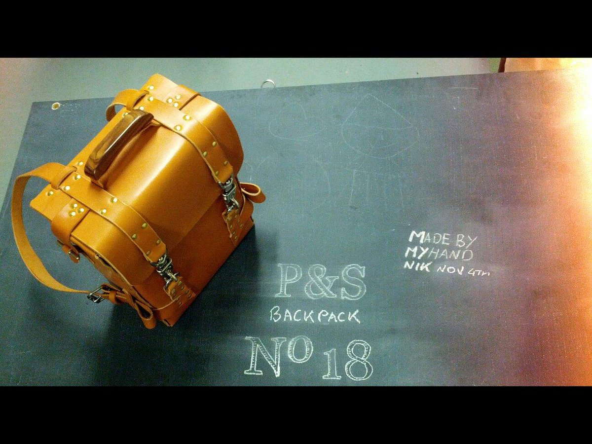 PalmerAndSons's tweet photo. Made by my hands, Nov 4th 2014.  Leather rucksack. http://t.co/dWrapnNxjI