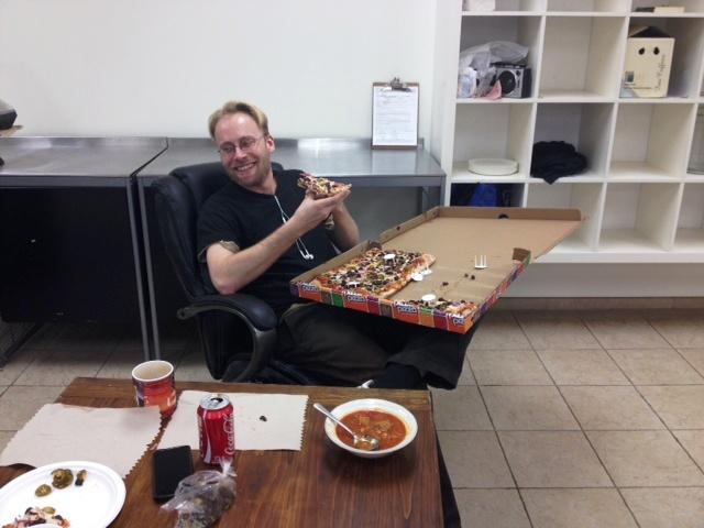 MountViewCo's tweet photo. Happy Birthday Kieth. Black olives, Jalapenos and Onions on your birthday pizza? Really? http://t.co/2I1zx61iKI