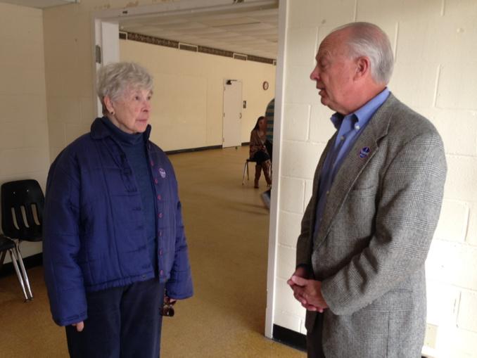 KellyHPayne's tweet image. @ComptrollerSC West Columbia precinct - 215 voted through 4:00 #sctweets