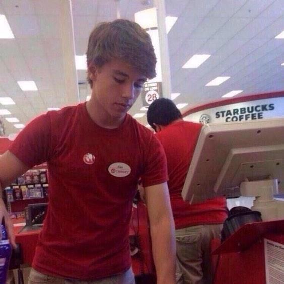 HeyltsJessica's tweet photo. I bet #alexfromtarget uses this supplement.😍 Take notes boys👉http://t.co/iR1PYuyLUD👈 http://t.co/Di4MsWVXZh