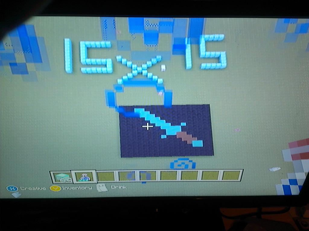 andrewcorrea121's tweet photo. It is called the diamond sword http://t.co/16LopEEc52