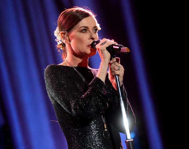 Liza Stensfīlda <a href="/lisajstansfield/">Lisa Stansfield</a> Rīgā demonstrē «baltā soula» paraugstundu go.tvnet.lv/1x0gxy