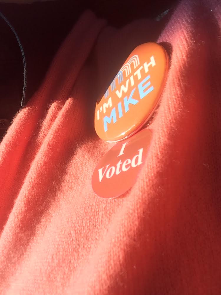 MikeForMN's tweet photo. Polls close in an hour! Make sure to get there and vote for Mike if you haven't already! http://t.co/Y0sw64BhlM
