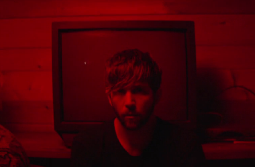 ChartAttack's tweet photo. The best love letter you've ever read opens @owenpallett's new video for "In Conflict": http://t.co/0Hxj3FQJzm http://t.co/uTj3Xp47w1