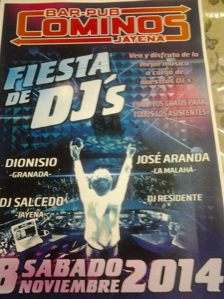 muelariodj's tweet photo. Pub cominos #fieston# diversion http://t.co/yBKmJth4qF