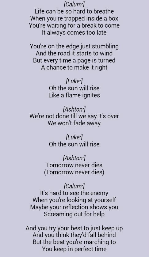 mlchaeltitford's tweet image. Please, tell me again how 5H has better lyrics than 5sos #vote5sos