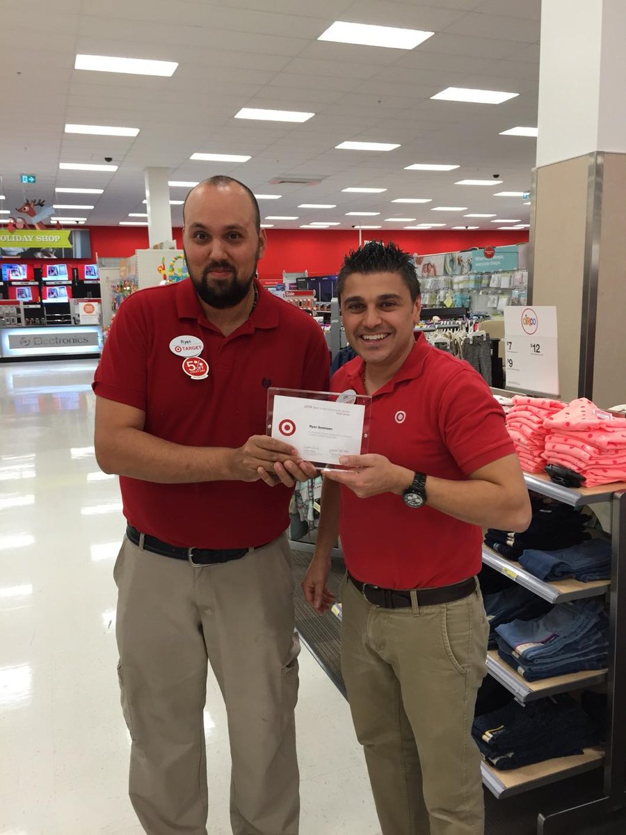 amoimbrogno's tweet photo. Congratulations to SRTL Ryan Sorensen for winning the Best in the Community Award. #D3115 #prairiepride http://t.co/WjzLBxlcmx