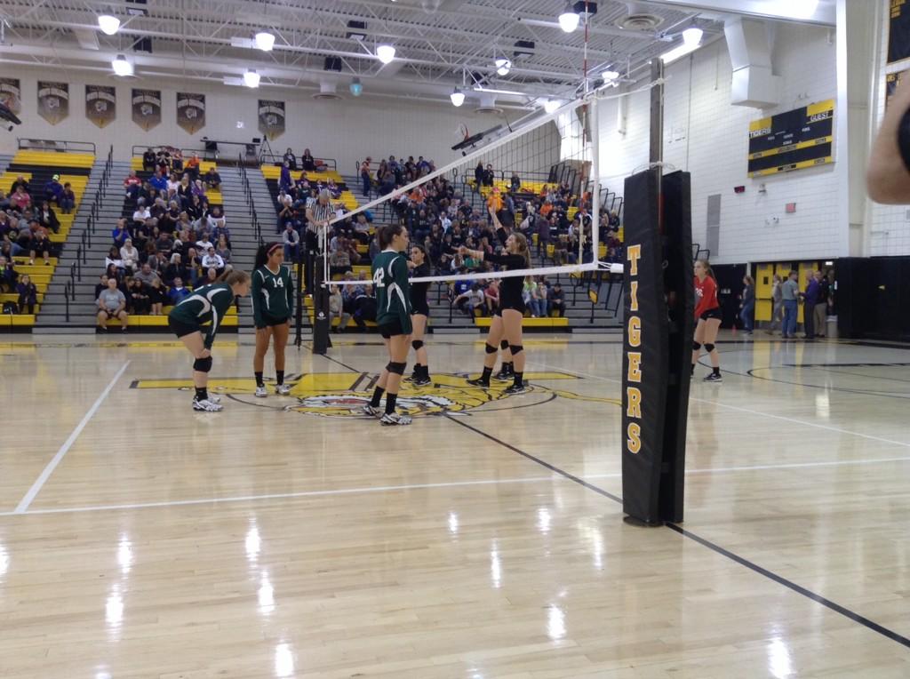 Start of the fourth set between <a href="/NSCougarNation/">North Star Sports</a> and Greensburg Central Catholic