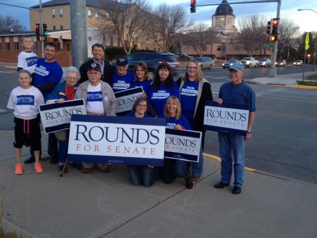 Thanks to the Fischer-Rounds team for a great sendoff!  #sdsen