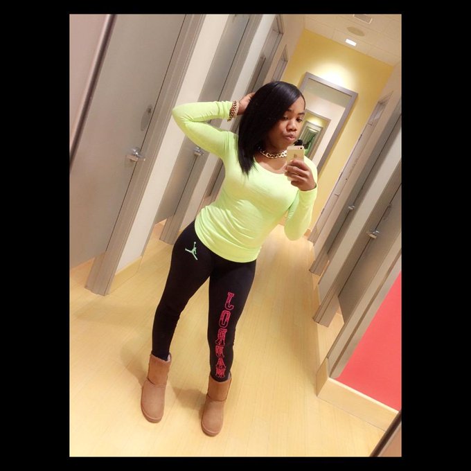 Watch PrettyBoos✨'s leaked NSFW photo on TwXstars