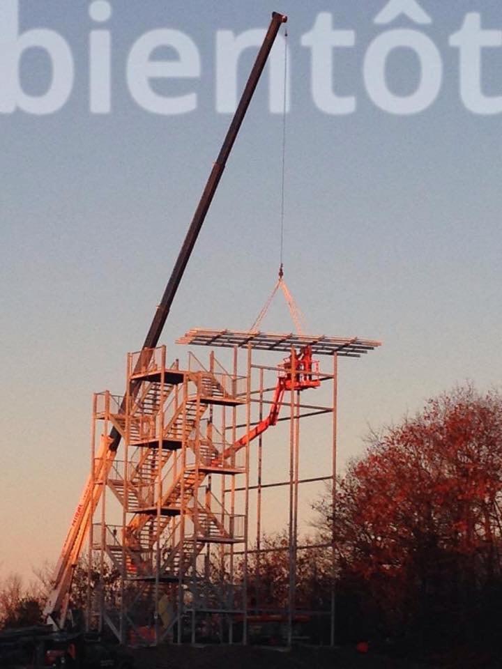 PompierFit's tweet image. La FireTower de PompierFit à la Course Extrême affiche sont squelette final!