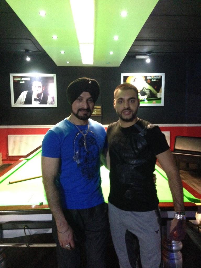 ClubDigbeth's tweet image. Snaps of a video shoot that took place at @ClubDigbeth with lead singer xlnc