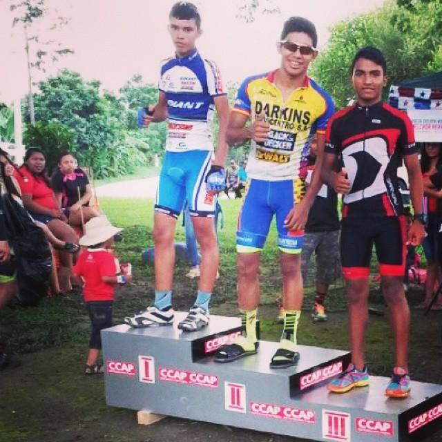 HyperLaura_'s tweet image. #mutantnation #mutant #irepmutant #mutant4life #mutantmass #lobo #legday #stoptheviolence #bodybuilding #muscle #...