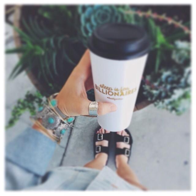 ••Tℎℰ Hammℯr Ring•• ✨adjustable &amp; aluminum, so it will not tarnish or turn your finger green🌵 livrebrune.com