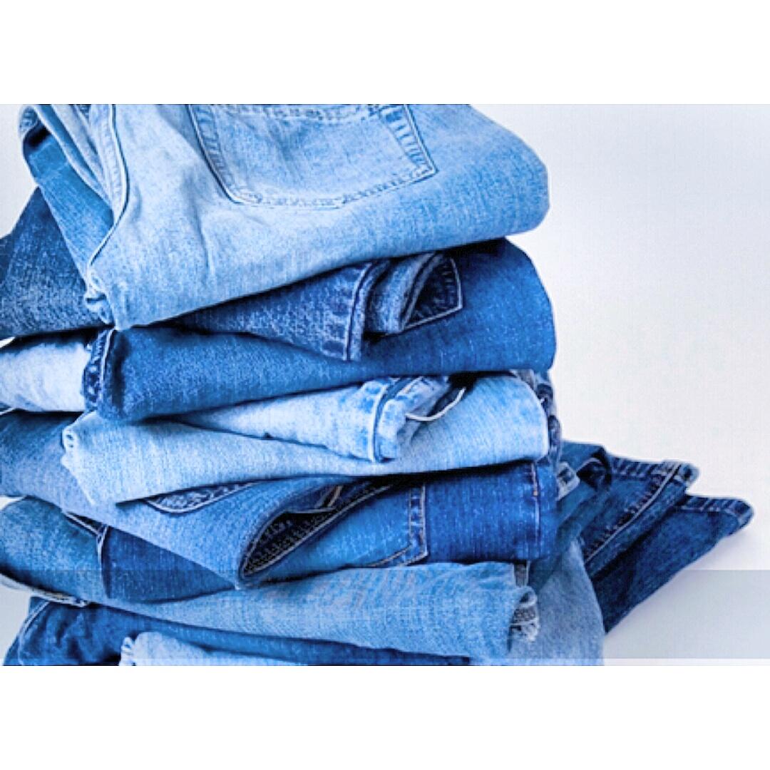 StudentGovRHS's tweet image. Remember, JEANS DAY TOMORROW, EARLY DISMISSAL, and LEAF RAKING!!! 👖🕛🍁