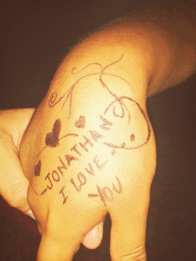 Caztillitoo's tweet photo. Me encanto ese ratio jaja es un amor :3 lov u!! ^_^ http://t.co/fDE0OGppzE