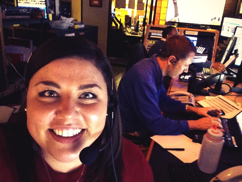 MarthaMyrick's tweet photo. 1st hour in the booth is done. Grabbing some grub and then I'll be back in there until 10. #PowerProducing http://t.co/vysMhGxT8t