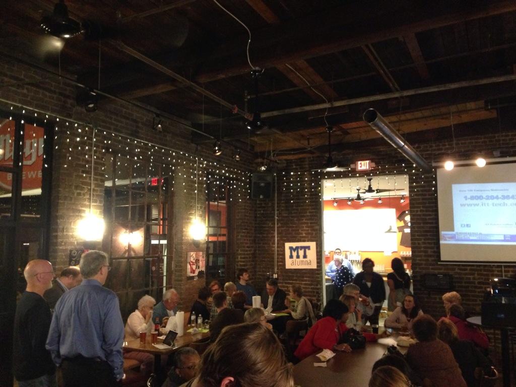 Sidelines_News's tweet photo. The scene at the @Lenda4Congress viewing party at @MaydayBrewery: http://t.co/XSwdQtKk9m