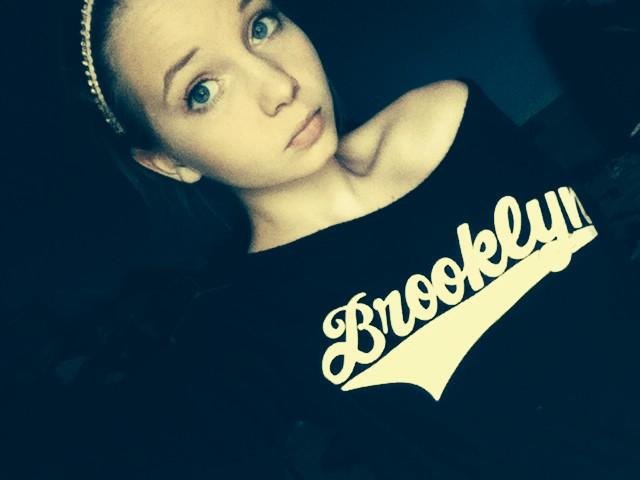 anotherganon's tweet image. “@MisterWhiteGirl: Quote with a selfie showing off your eyes @PrettyWGs and I will RT.”