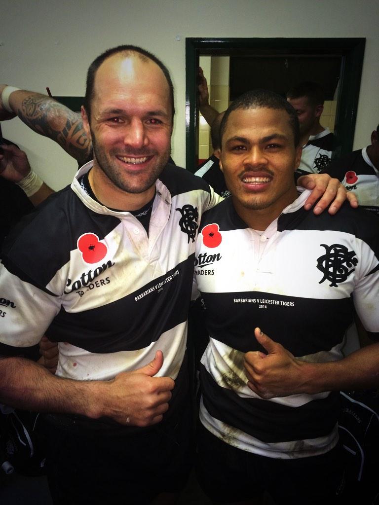 JuanDeJongh's tweet photo. Privileged playing with #JB in his last Game &amp; giving him my @Barbarian_FC hatrick try in his last minute of footy 🏉 http://t.co/F6rKcDosu6