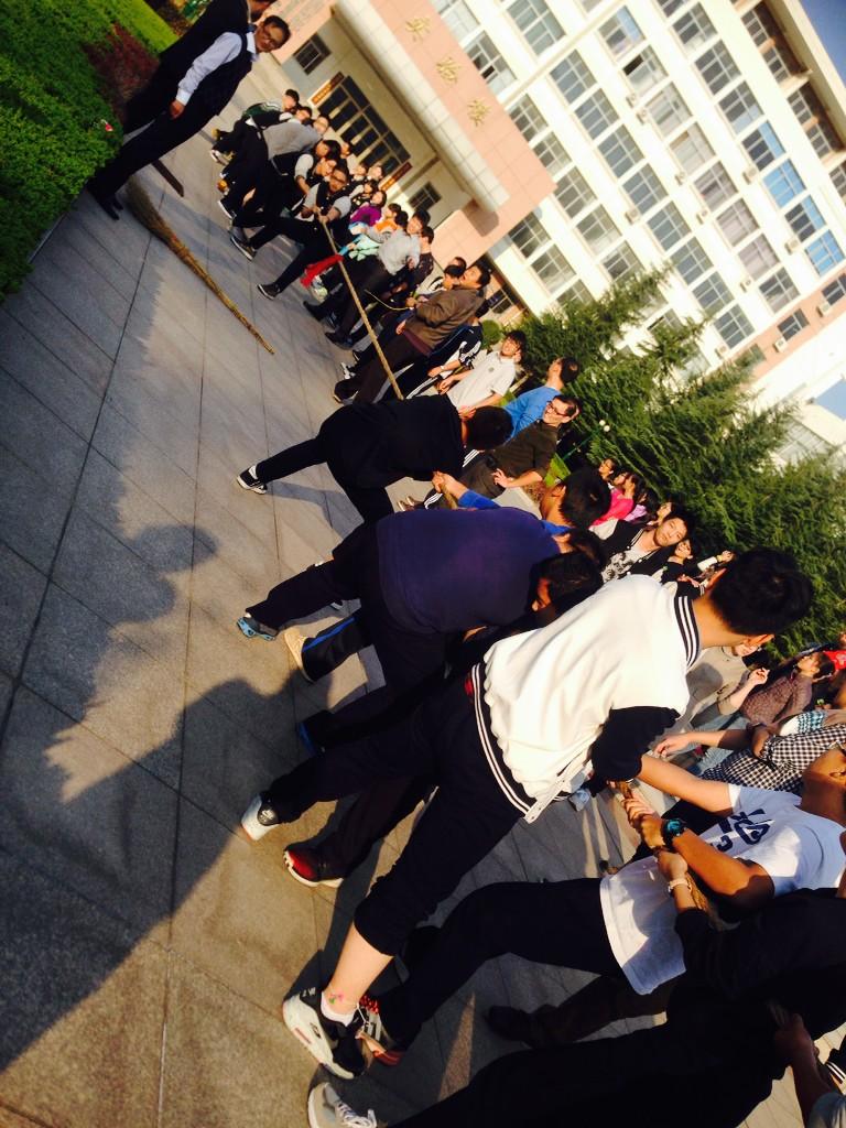 Colochita3's tweet image. Yesterday's competition :) #Unfinished #ApparentlyImGoodWithSports #Won3/6GamesSoFar #LegStrong #ThreatenThemWithHW