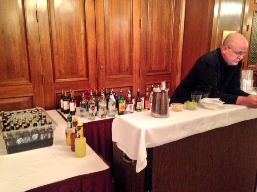 bennyjohnson's tweet image. Least there's a cash bar! #romney2012 ammiright?