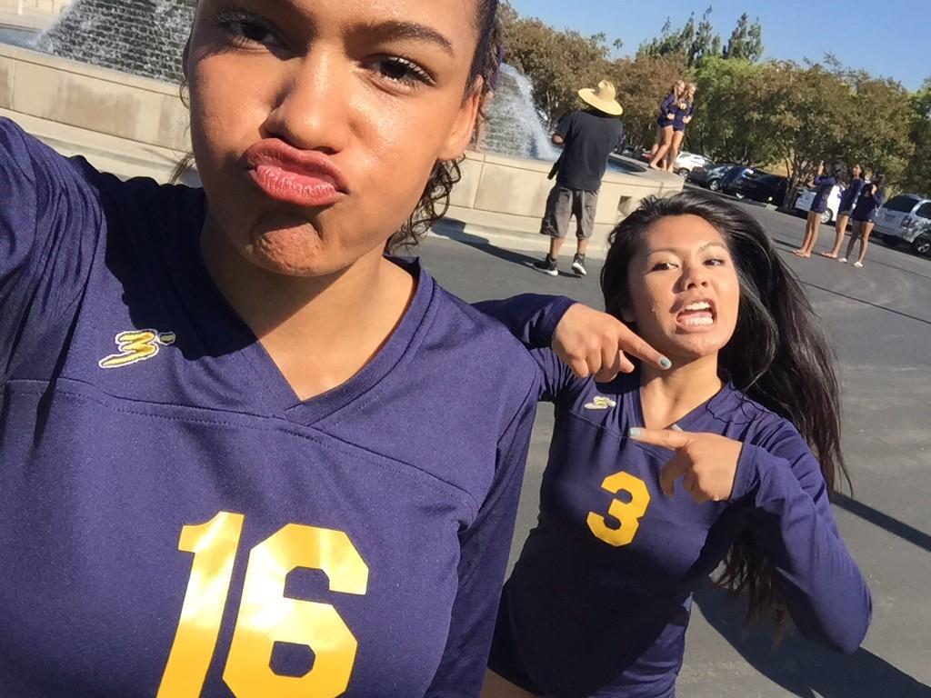 daydreamjezebel's tweet photo. come watch our seniors play their last home game tomorrow at 5:30 pm against Pacifica!ππ #bethereordie http://t.co/GRITessOFA