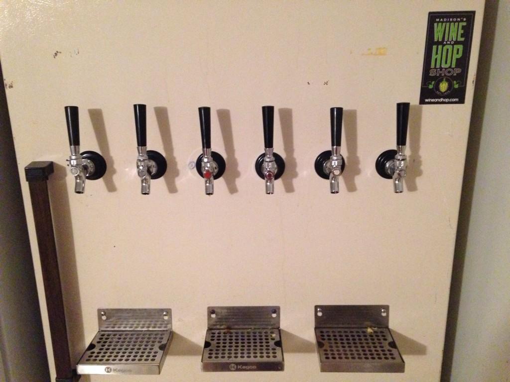 Badger_Alum1's tweet photo. The only logical next step when your three tap #homebrew fridge dies... http://t.co/8r6FXuXWYS