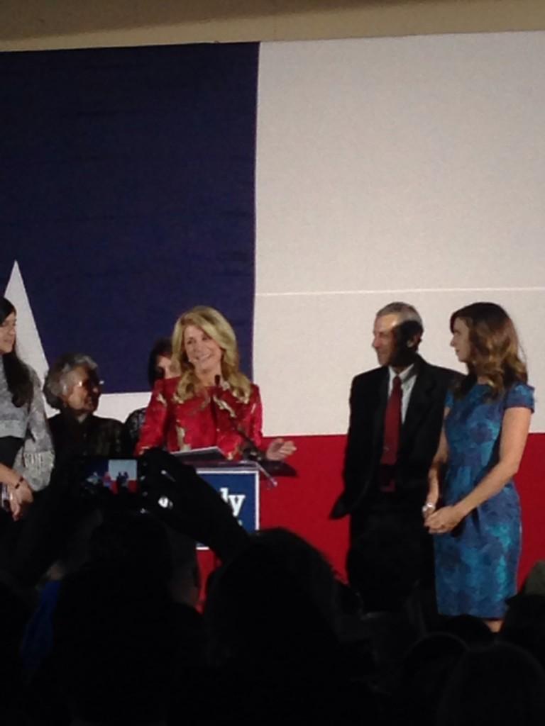 PPTXVotes's tweet photo. " What we have done here...is nothing short of extraordinary." - @WendyDavisTexas http://t.co/bMYNxrt8V9