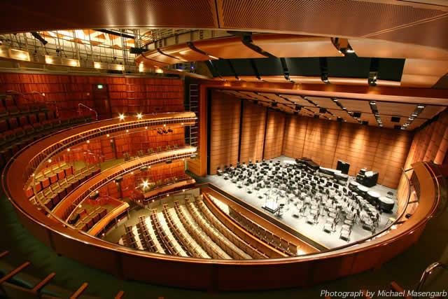 Theatre Projects founder Richard Pilbrow lecture on Architect Barton Myers - always worth it! museum.ucsb.edu/news/event/290