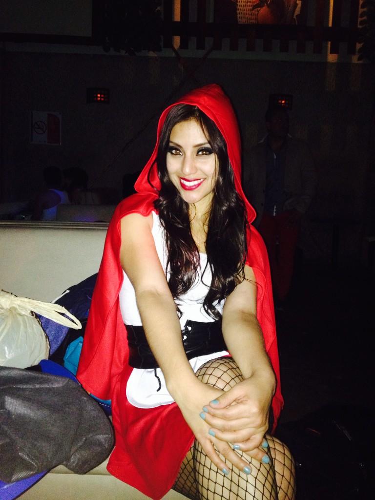 kariale27's tweet photo. #halloween #rumbafest http://t.co/iyGlKneGbC