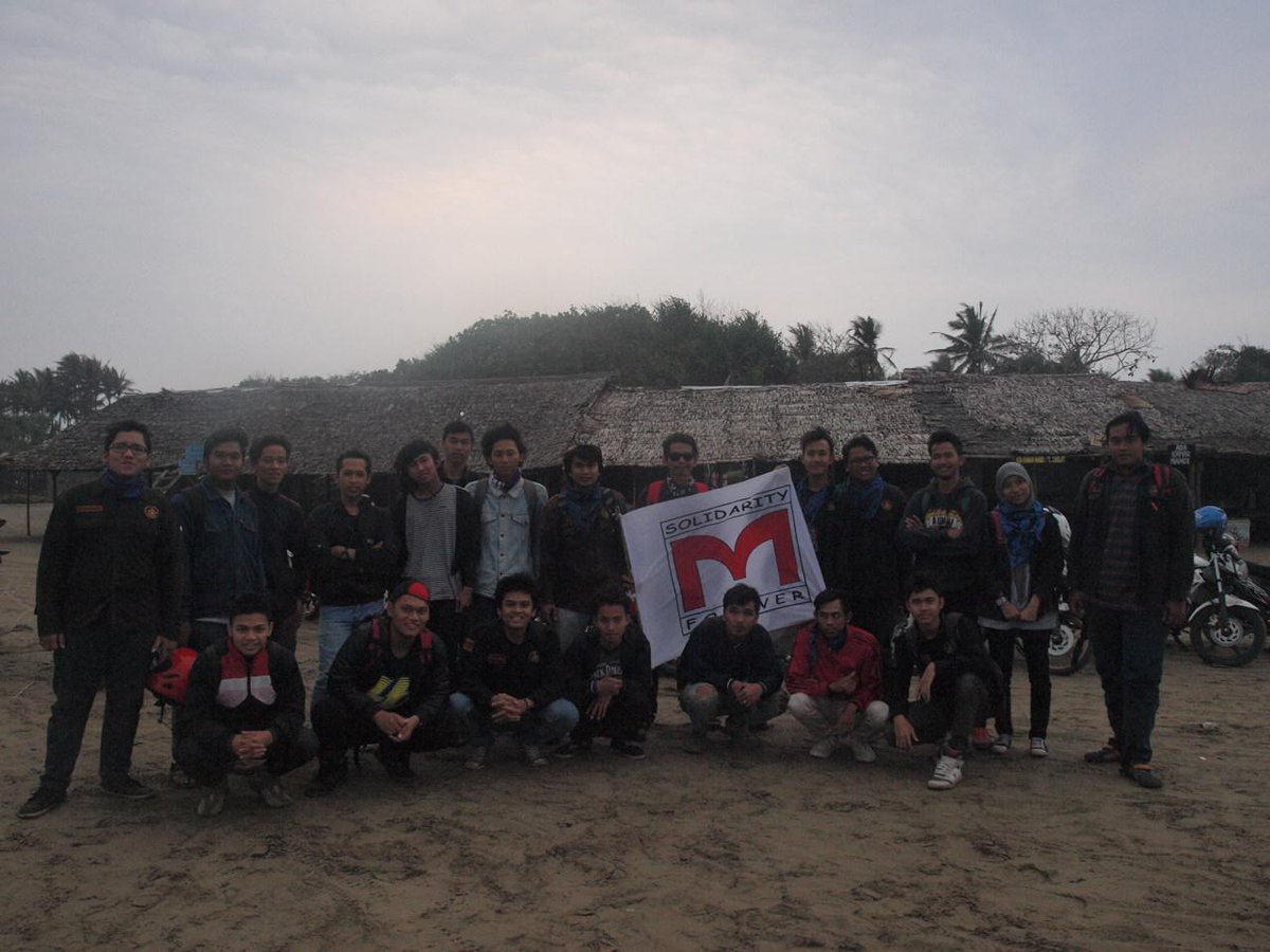 Kreammur FT. Untirta tweet media