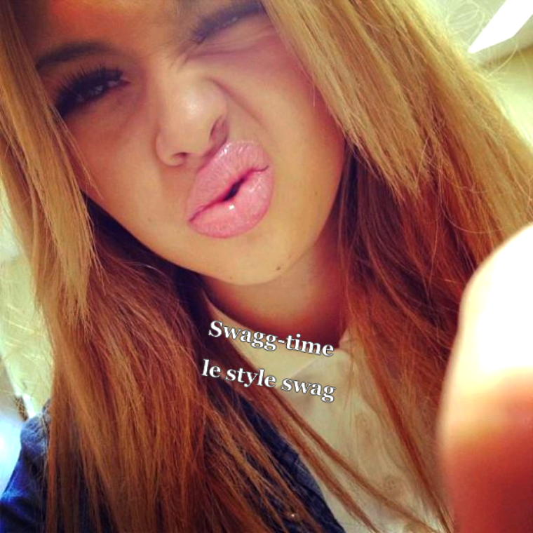 HowleenWolfFr's tweet photo. @DaphneSambaOffi Je kiffe Daphné!!!!💋💋💋 http://t.co/Pzlx858Yfm