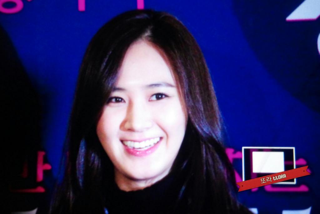 [PIC][05-11-2014]Yuri xuất hiện tại buổi công chiếu bộ phim "The Youth" vào tối nay B1rDUgrCEAAUrst