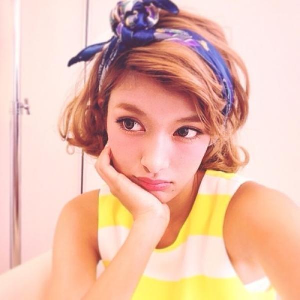 虫歯ポーズが流行っているらしい ローラ T Co Mnglgbchav Twitter 虫歯ポーズが流行っているらしい ローラ T Co Mnglgbchav Twitter