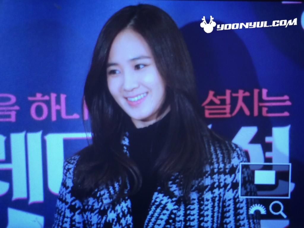[PIC][05-11-2014]Yuri xuất hiện tại buổi công chiếu bộ phim "The Youth" vào tối nay B1rKCg6CcAAVg-H