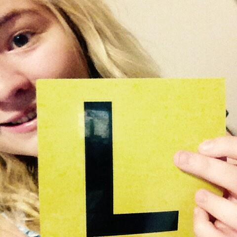 rachys98's tweet photo. #firstdrivetonigt #wentwell #manuallltheway http://t.co/oYRZASy7WF