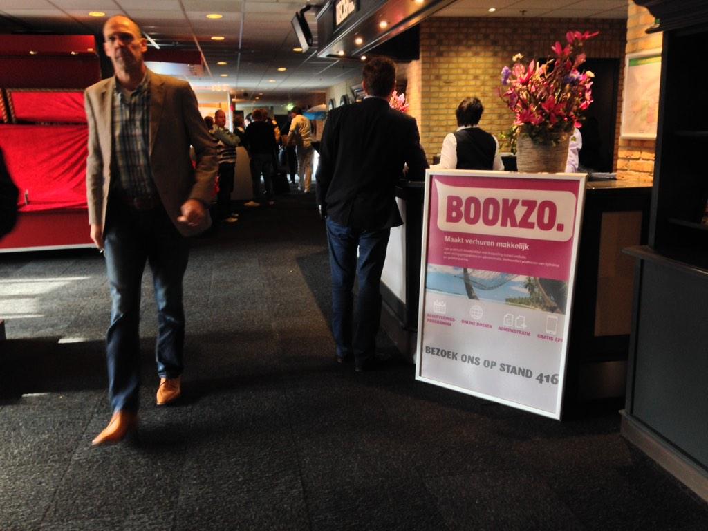 Bookzo tweet picture