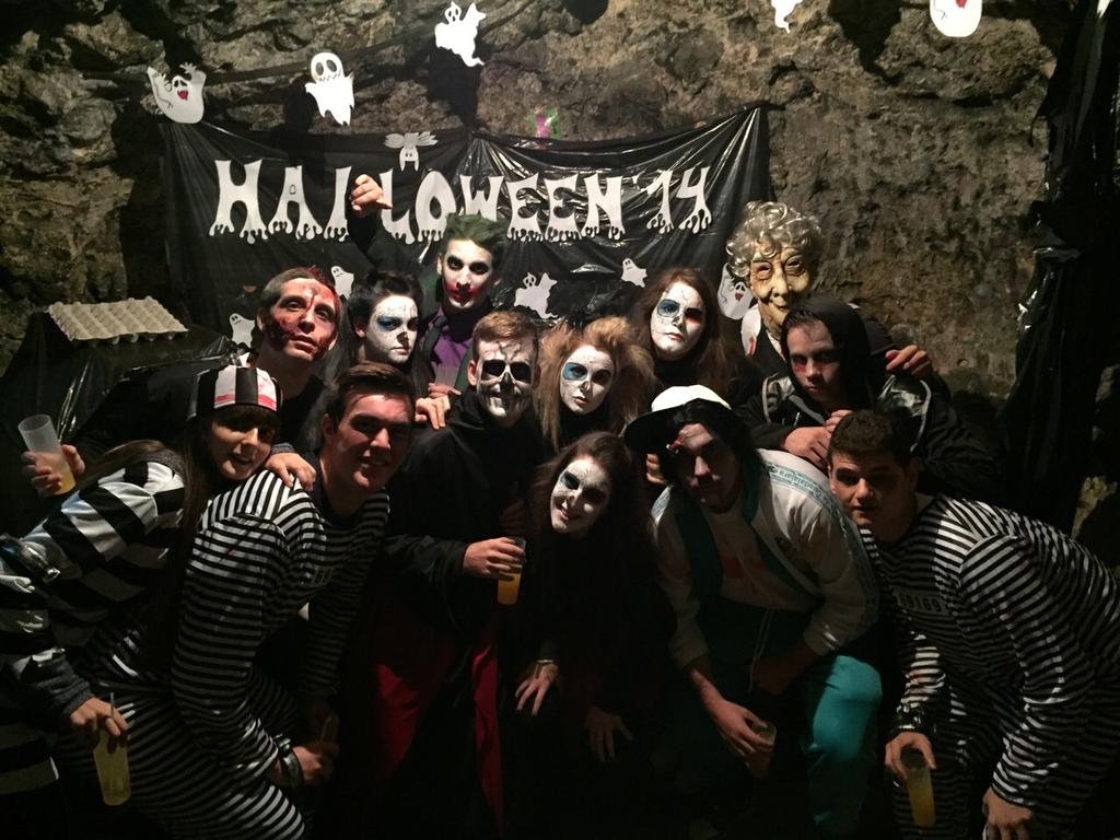 Raquelms__'s tweet photo. Halloween'14 🔝👌 http://t.co/geGEqpslmO