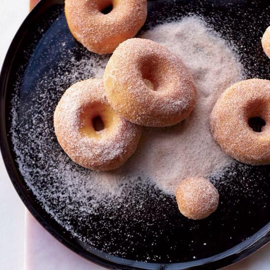 orderultra's tweet image. National Donut Day today, y&apos;all. Pair it with crisp dry cider for additional kick #ciderpairing