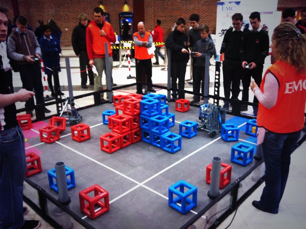 MTUScience4Life's tweet photo. Skyrise is a hit with our students! :) #citvex #emcvex @vexireland http://t.co/6MEawj48Er