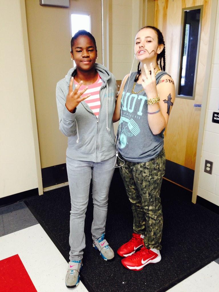 Shegotsoleee's tweet image. I met riff raff at school! @Cattttastic